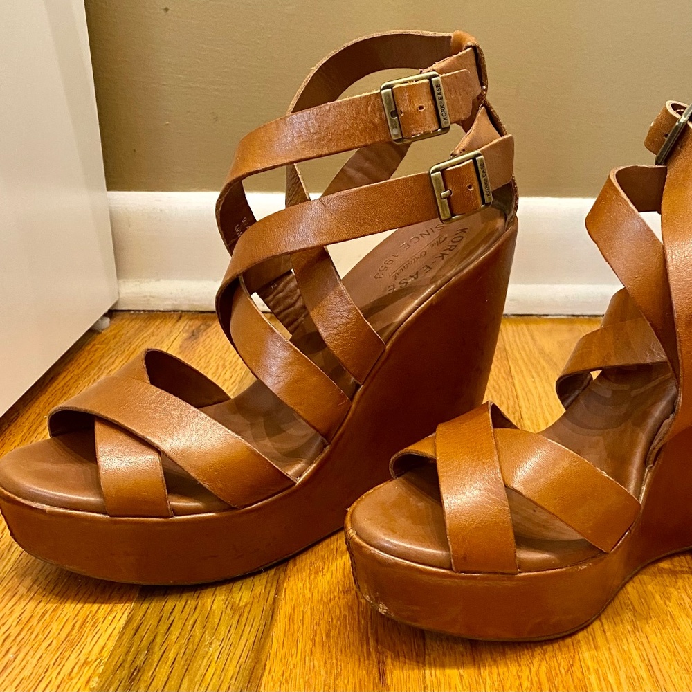 Kork Ease Hailey Double Buckle BrowLeather Wedge  Sandles 5” Heel Women’s Size 9